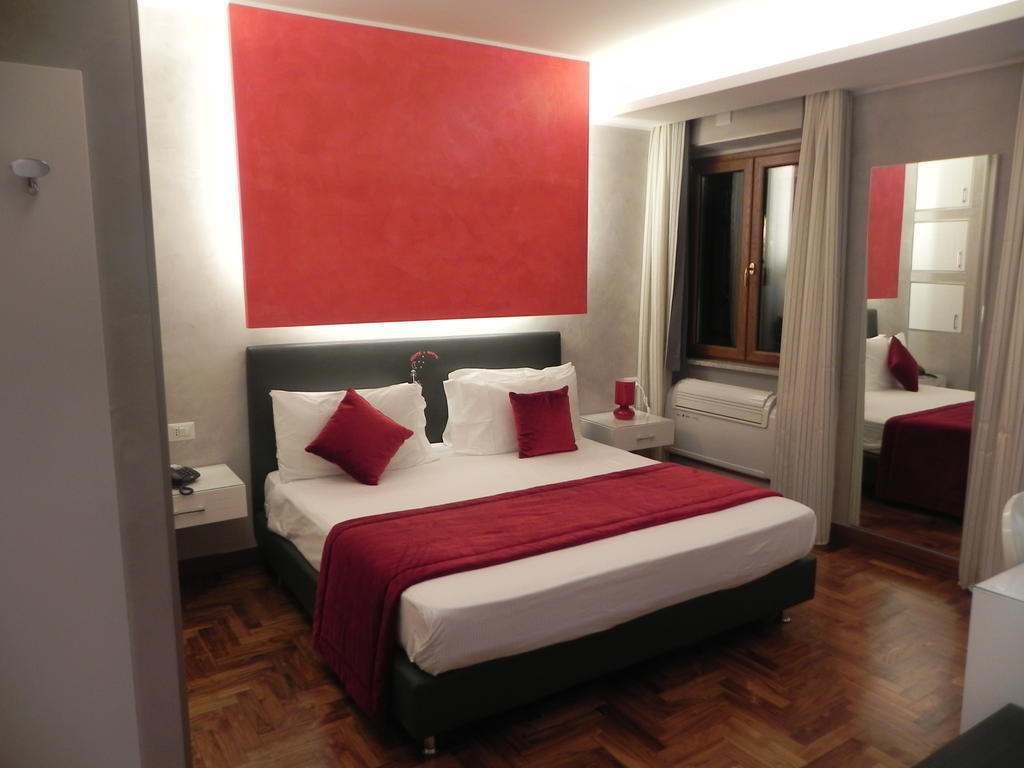 Hotel Gente Di Notte Frascati Habitación foto